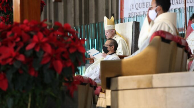El Cardenal Carlos Aguiar Preside La Misa Dominical. Foto: Basílica De Guadalupe/Cortesía.