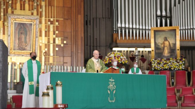 El Card. Carlos Aguiar Retes, Arzobispo Primado, Preside La Misa En La Basílica De Guadalupe. Foto: INBG/Cortesía
