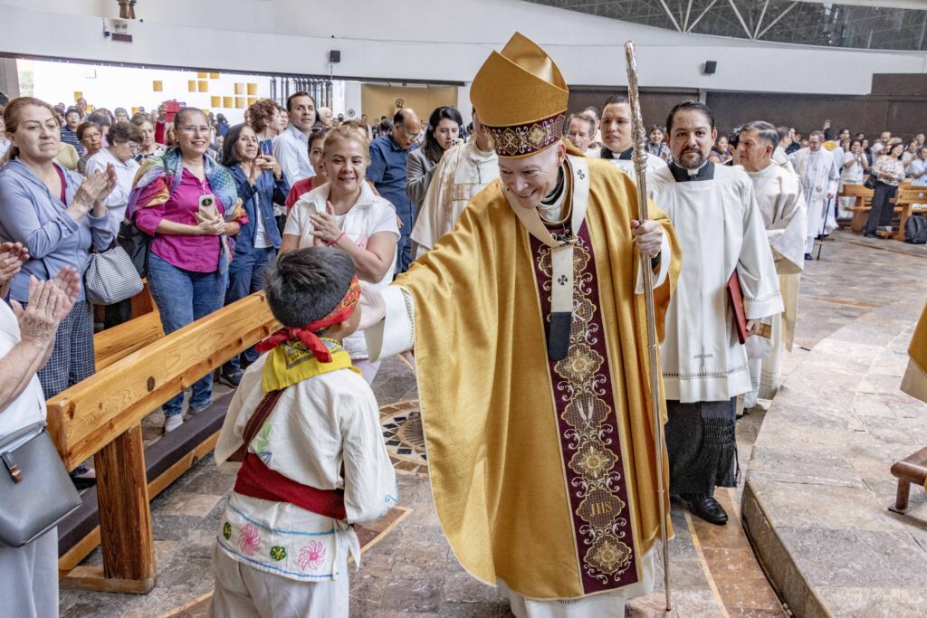 ¿Qué ofrece Jesus a través de la Eucaristía? Cardenal Carlos Aguiar Retes, Corpus Christi 2026